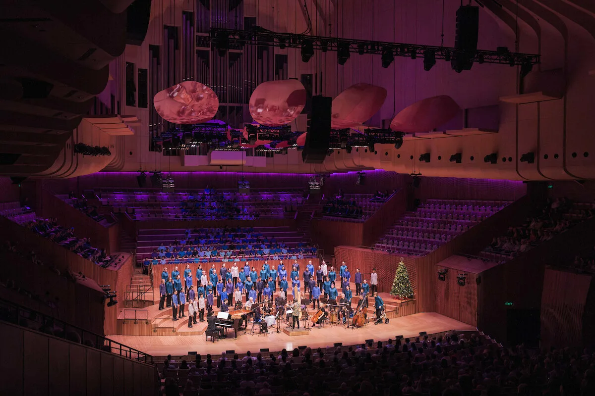 Performance photo 10